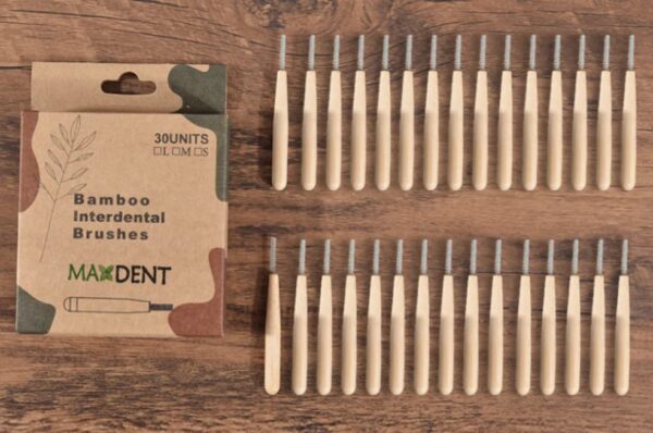 Bamboo interdental brushes with different sizes - Image 2