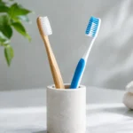 Bamboo Versus Plastic Toothbrush: Which Fits?